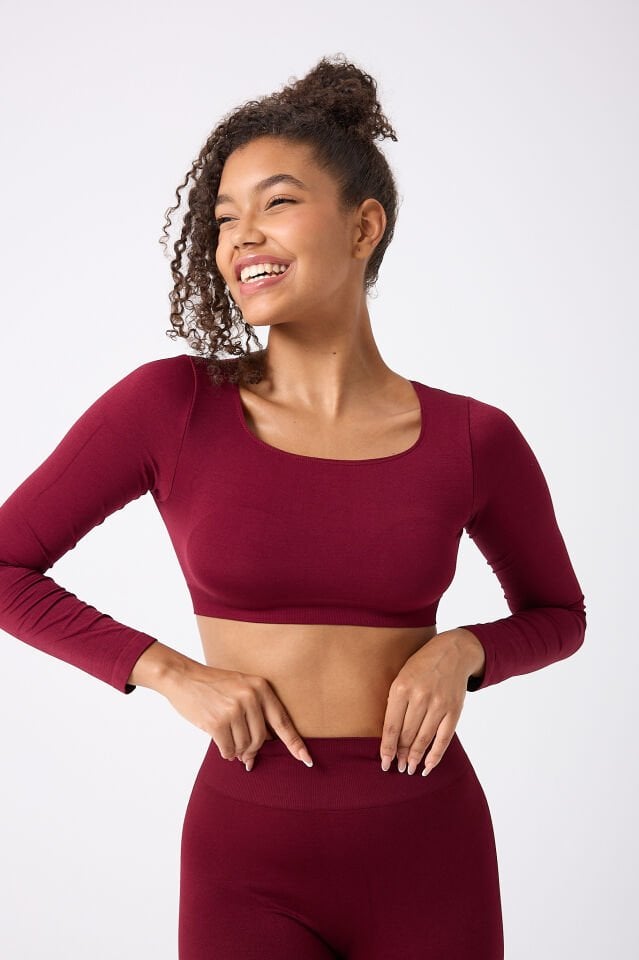 Kare Yaka Uzun Kollu Crop Top Seamless