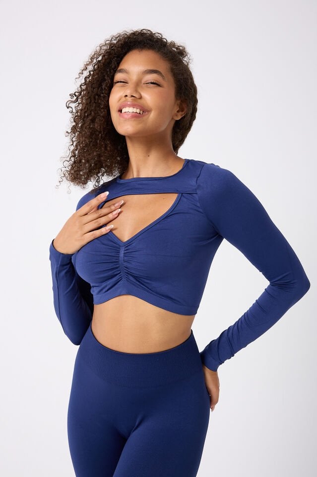 Kadın Uzun Kollu Göğsü Açık Dikişsiz Crop Top
