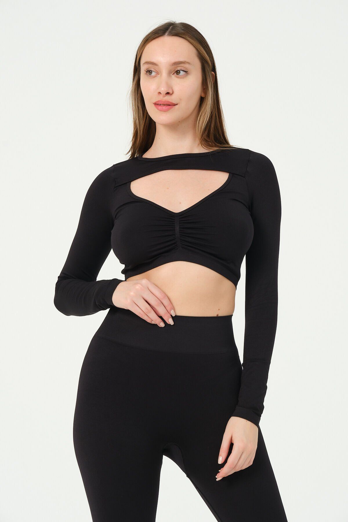 Uzun Kollu Önü Açık Crop Top