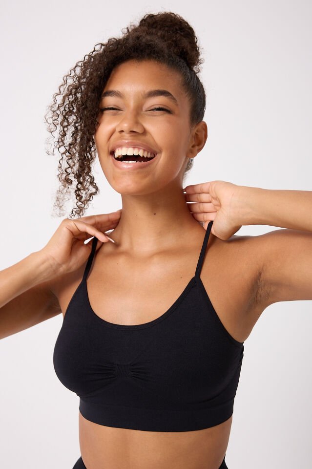 3'lü ince askılı büstiyer