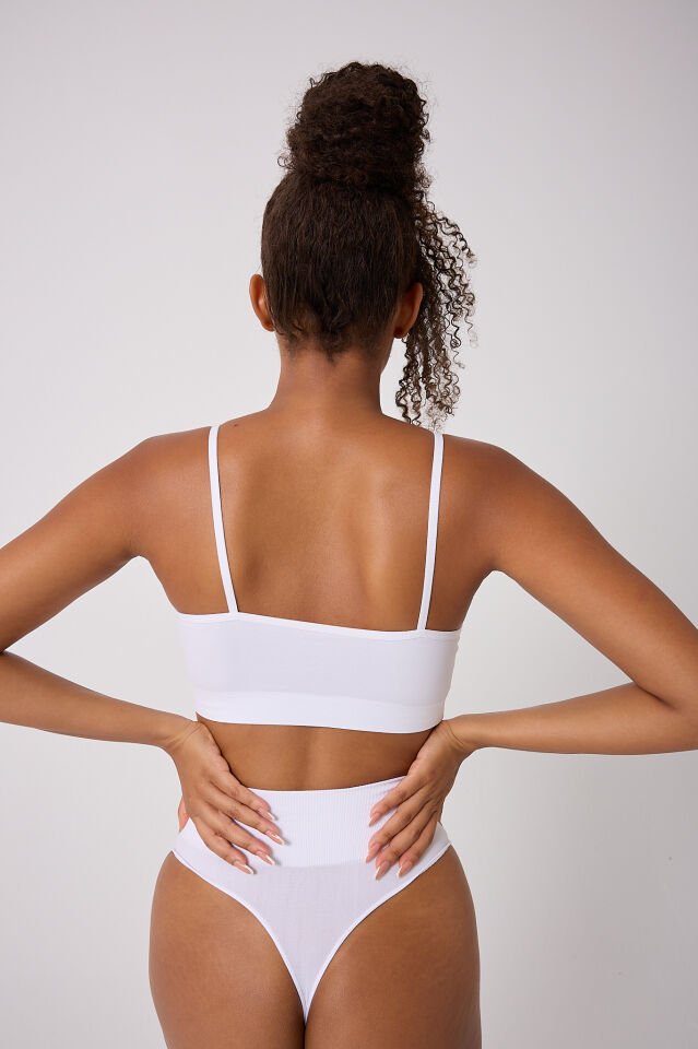 3'lü ince askılı büstiyer