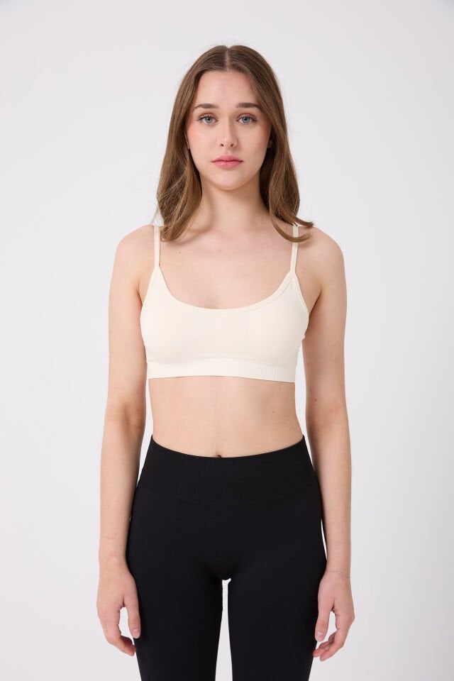 İrin Model İnce Askılı Pedli Toparlayıcı Spor Büstiyer