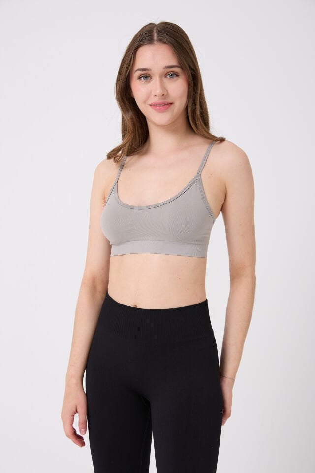 İrin Model İnce Askılı Pedli Toparlayıcı Spor Büstiyer