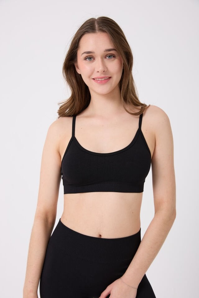 İrin Model İnce Askılı Pedli Toparlayıcı Spor Büstiyer
