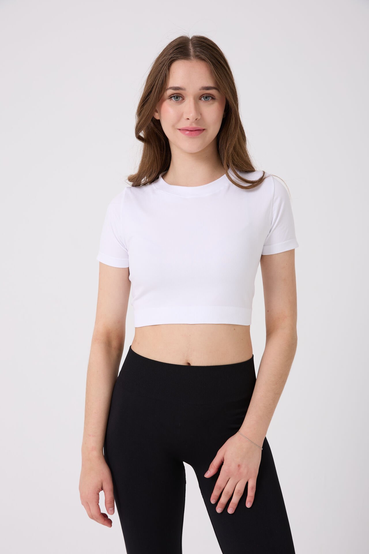Kadın Kısa Kollu Esnek Basic Crop T-Shirt